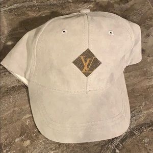 Suede Louis Vuitton strap back